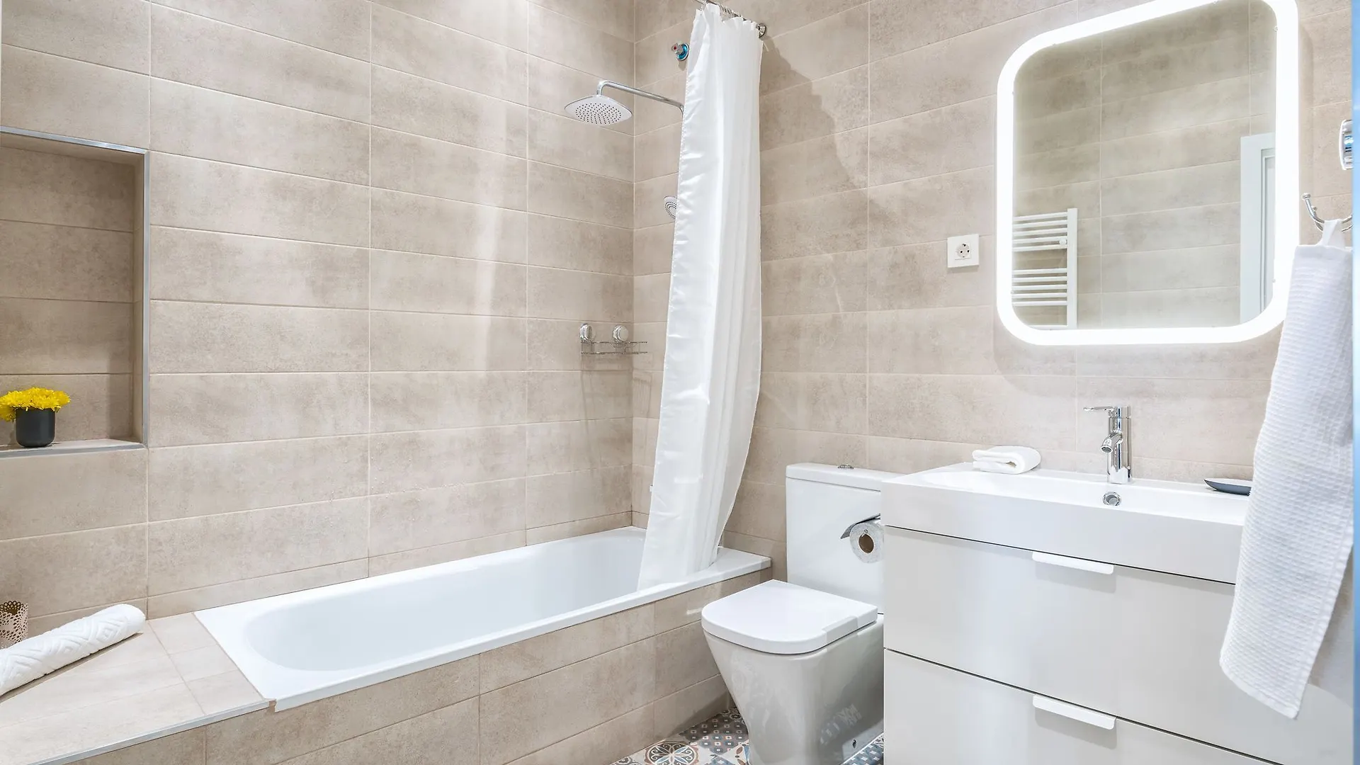 Apartamento Holly مالقة